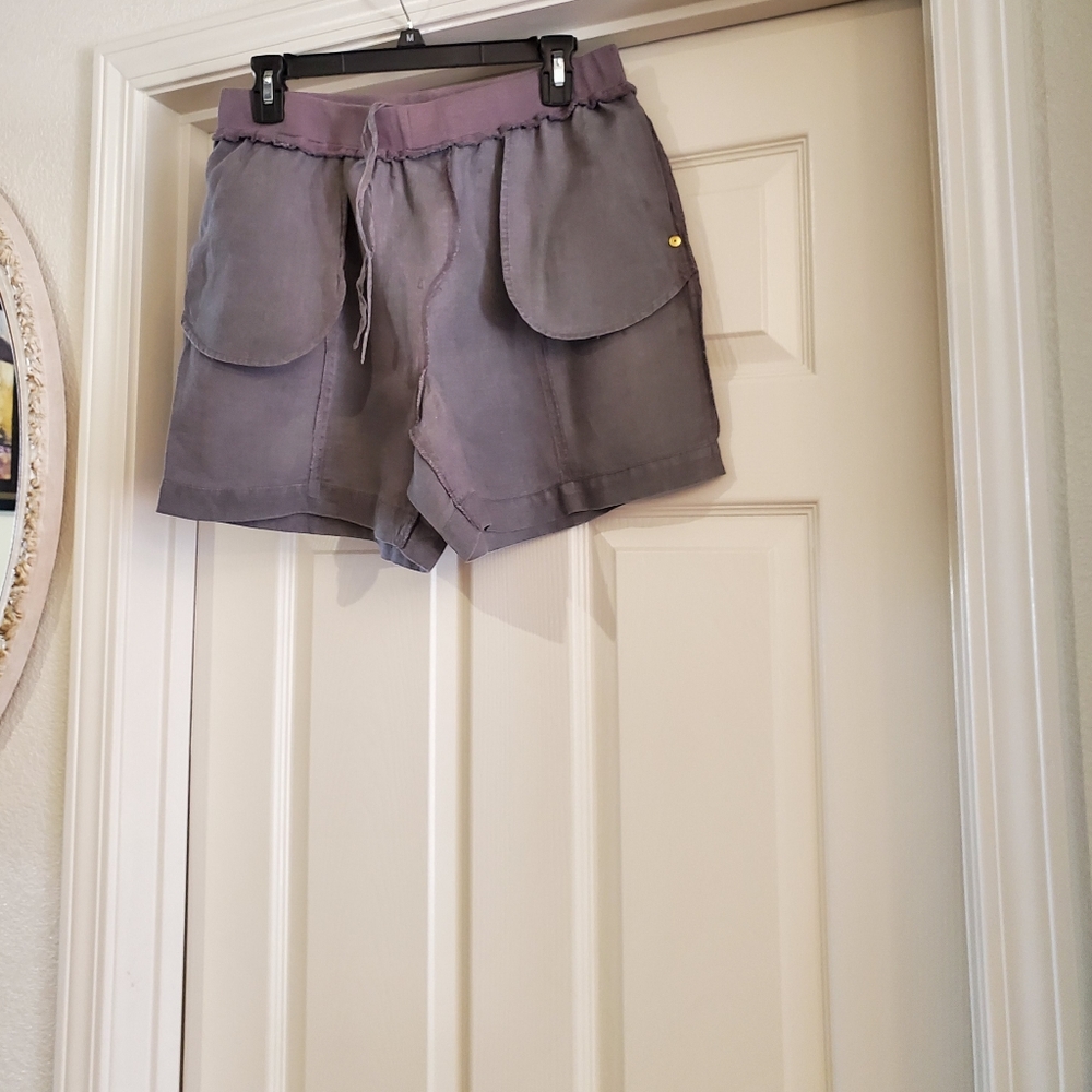 Ellen Tracy Linen ladies shorts size Medium